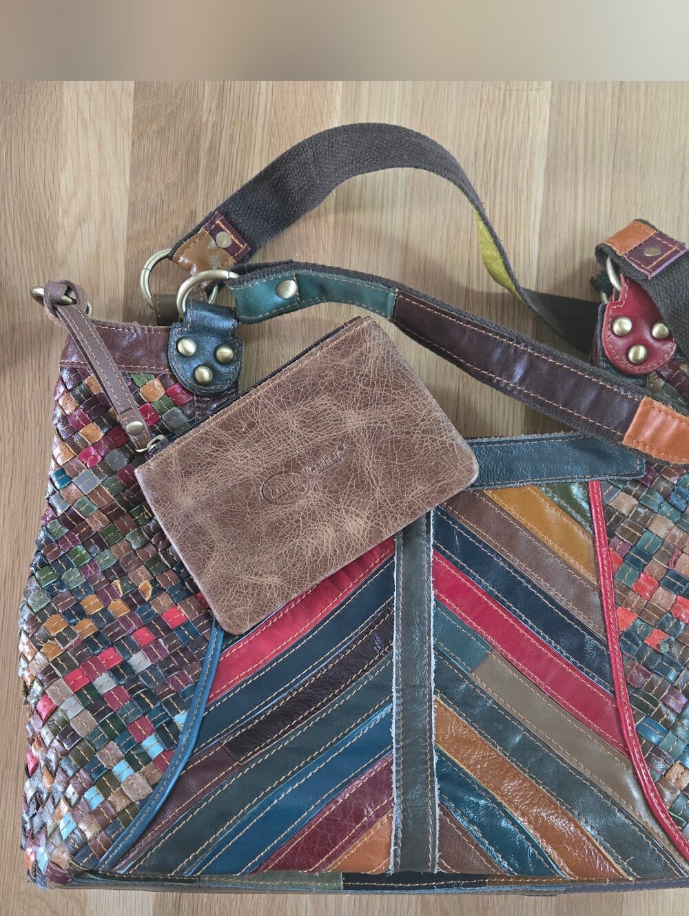 AmeriLeather Genuine Leather Multicolor Patchwork Shoulder Bag